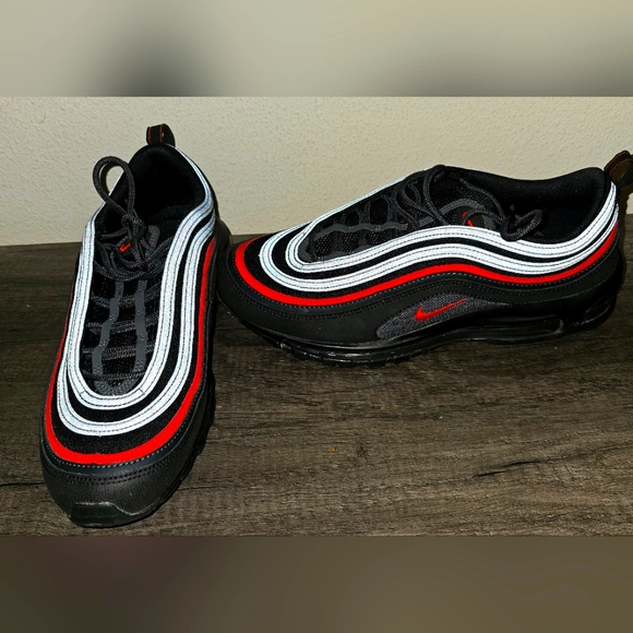 Men's Nike Air Max 97' "Reflective Bred" - Picture 6 of 7